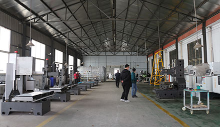 數(shù)控立式加工中心簡(jiǎn)介